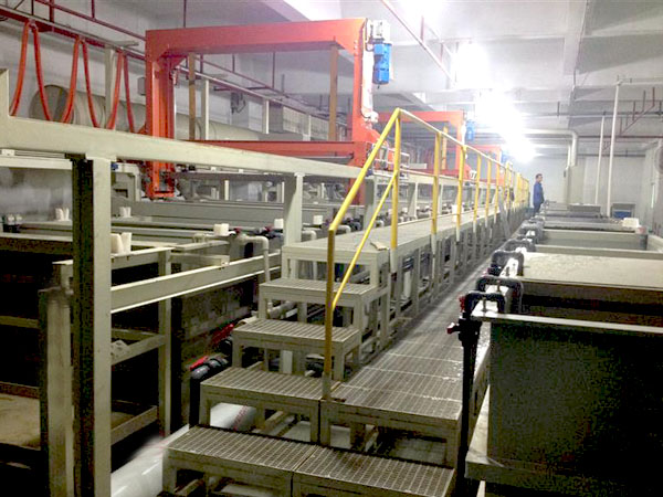 半自動(dòng)陽極氧化生產(chǎn)線