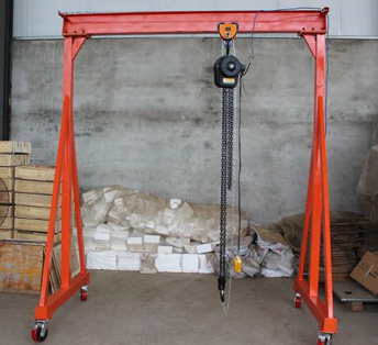 成華牌小型龍門吊